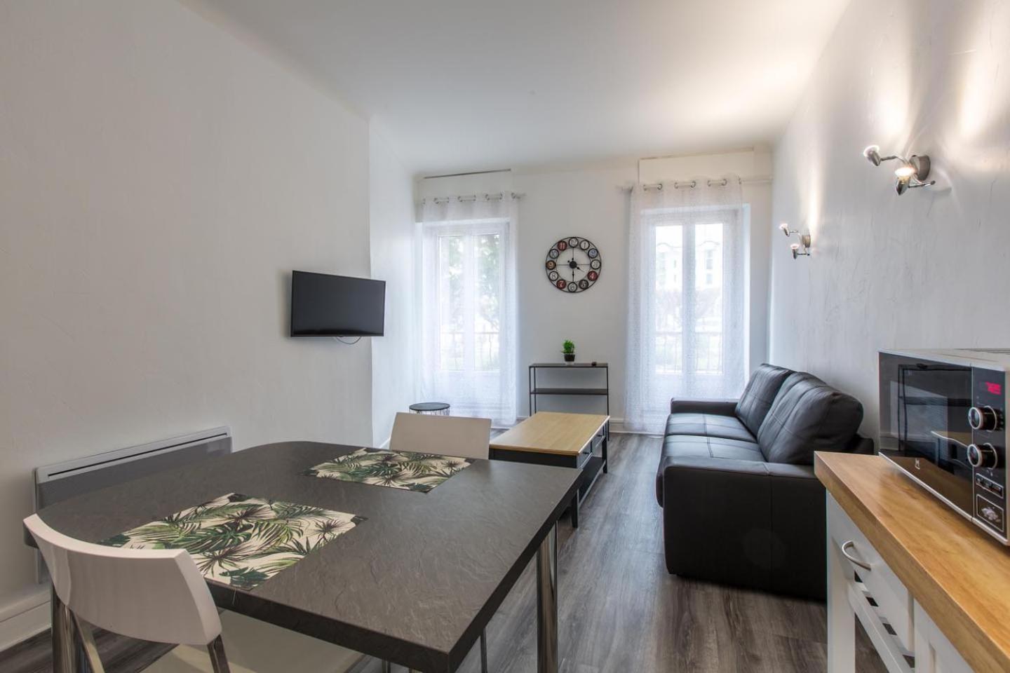 Hotel Bains Sarrailh Dax Bagian luar foto